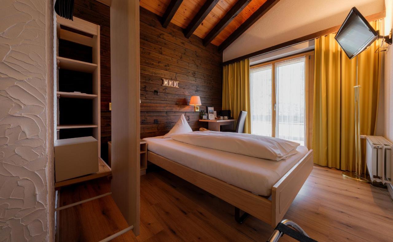 Relais Bayard Hotel Leuk Exterior photo